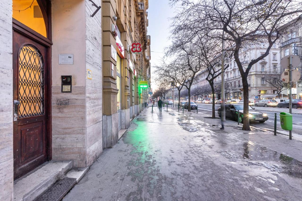 Trendy Grand Boulevard Designer Home Budapest Esterno foto