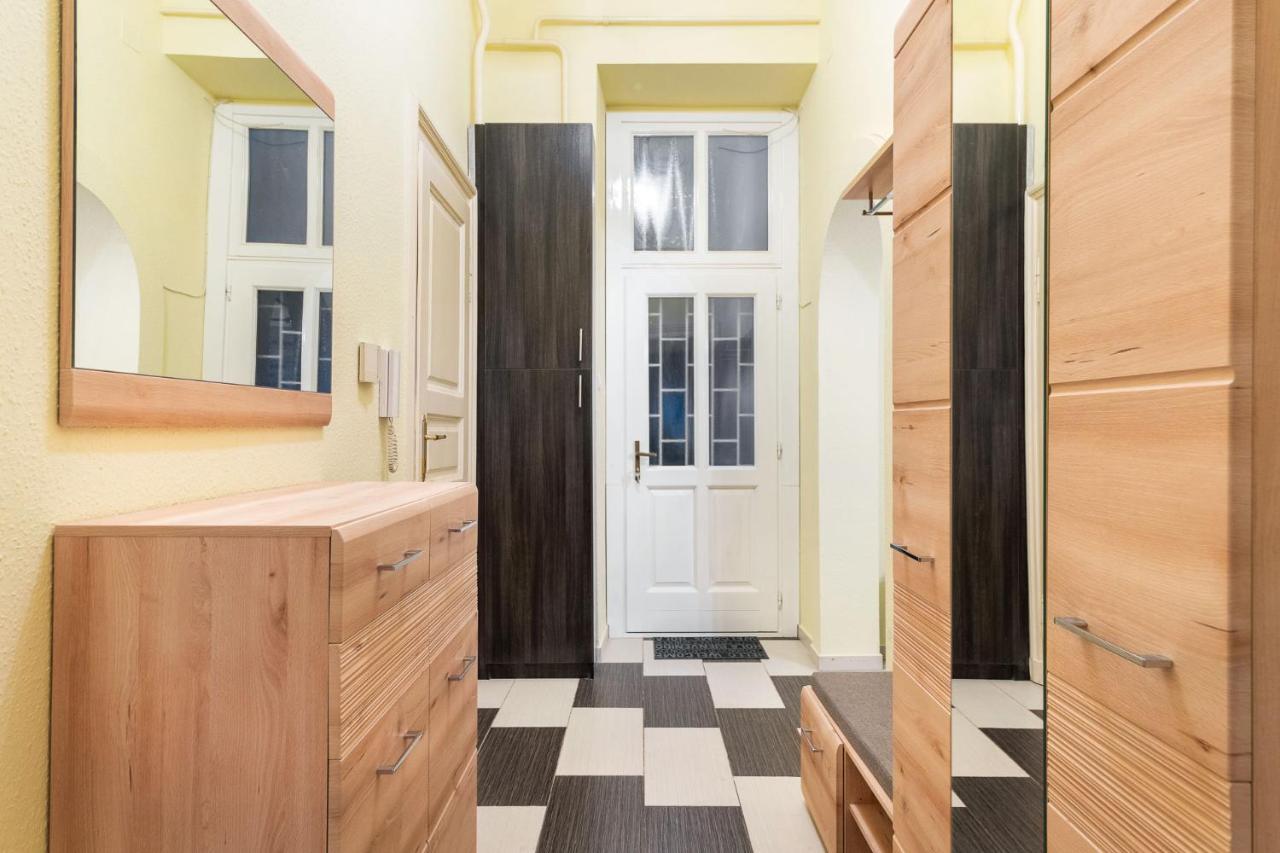 Trendy Grand Boulevard Designer Home Budapest Esterno foto